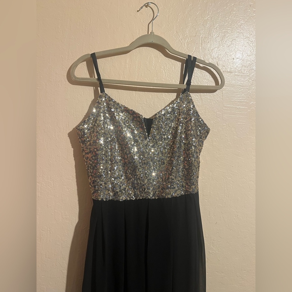 Spense Elegant Black Gold Sequence Dress